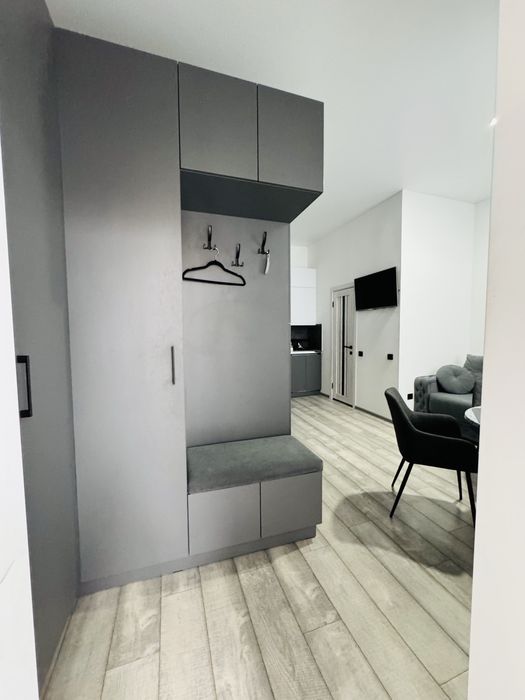 Світло є, безперебійне  живлення. Оренда, подобово. Центр.