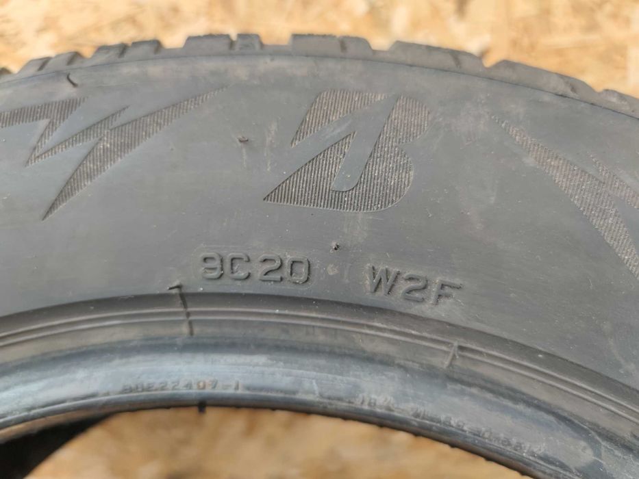Opony Zimowe Bridgestone Blizzak LM005 205/60/16 R16 2 szt. 6mm