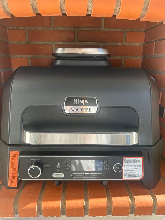 Barbecue churrasqueira marca Ninja elétrico