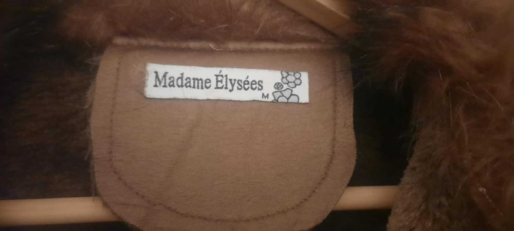 Casaco pele sintética castanho