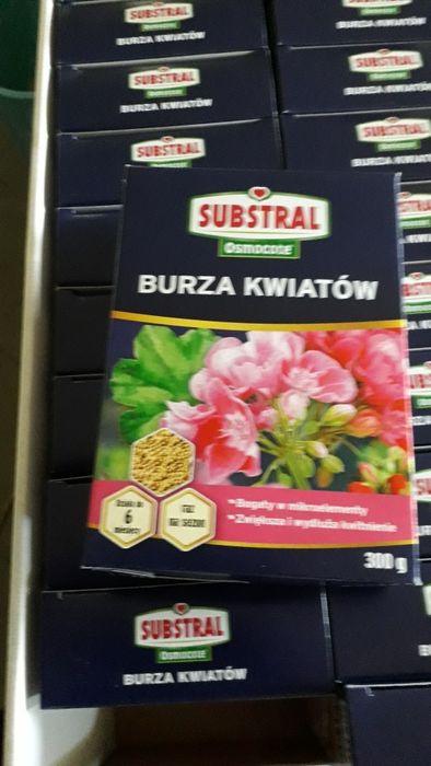Nawóz osmocote Burza Kwiatów.