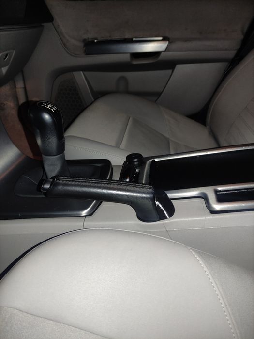 Apoio para travão de mão Volvo