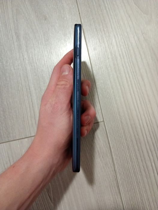 Telefon Motorola g200