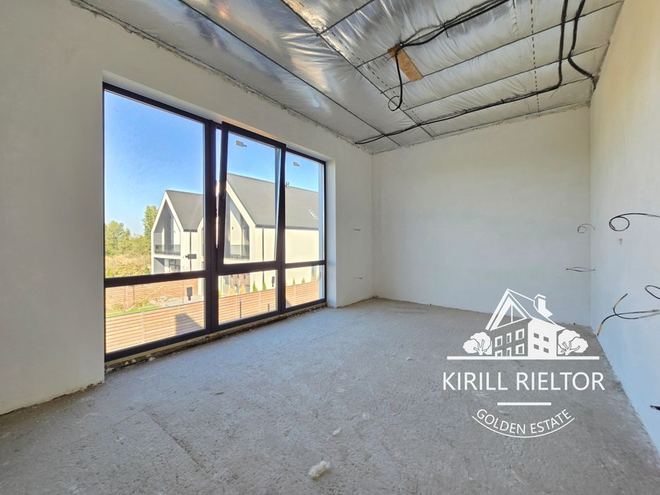 Продается современный дуплекс рядом с озером в городке "Золотые Ключи"