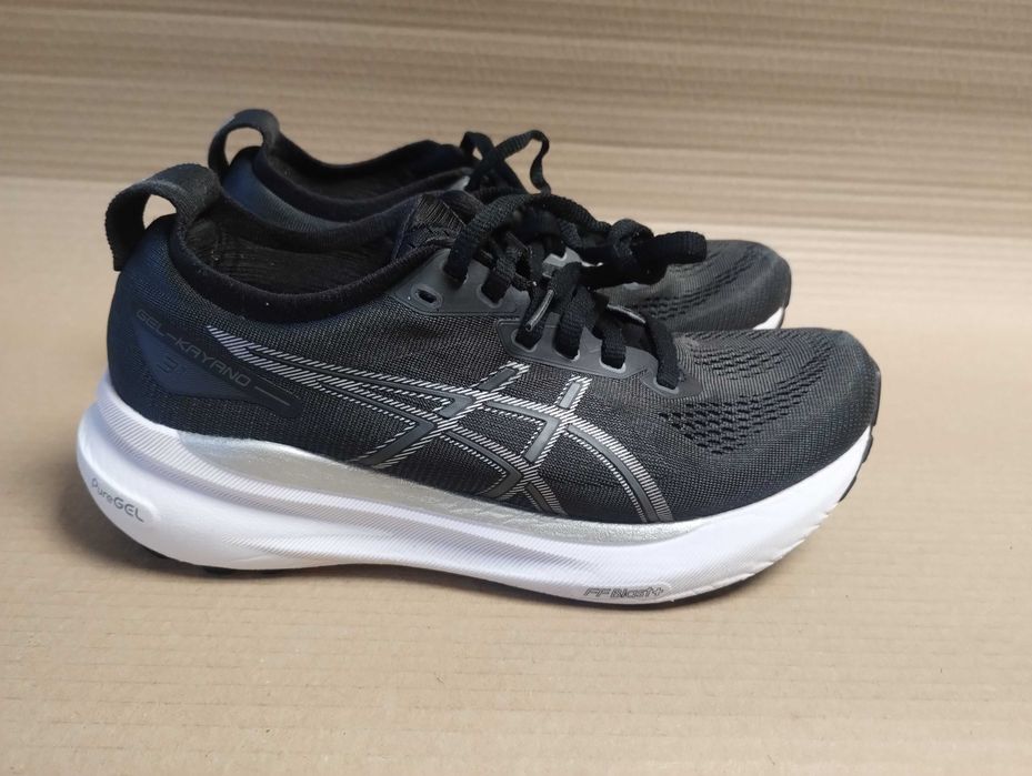 buty sportowe do biegania 37,5 Asics Kayano 31