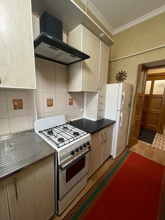 Здаю  2к квартиру на Соборній