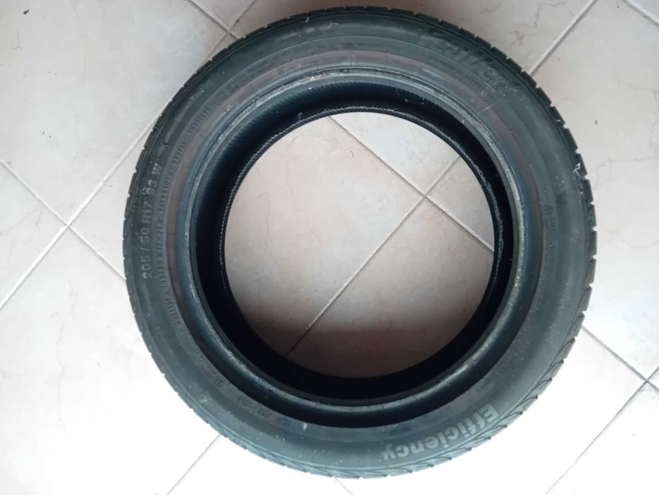 1 Pneu FeuVert efficiency 215/50R17 quase novo