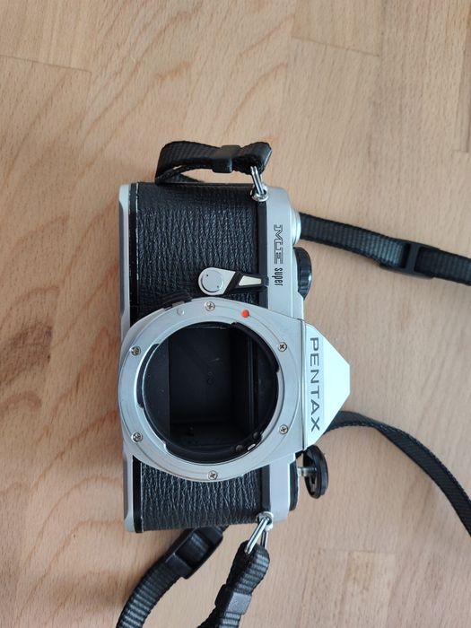 Aparat Pentax ME Super body