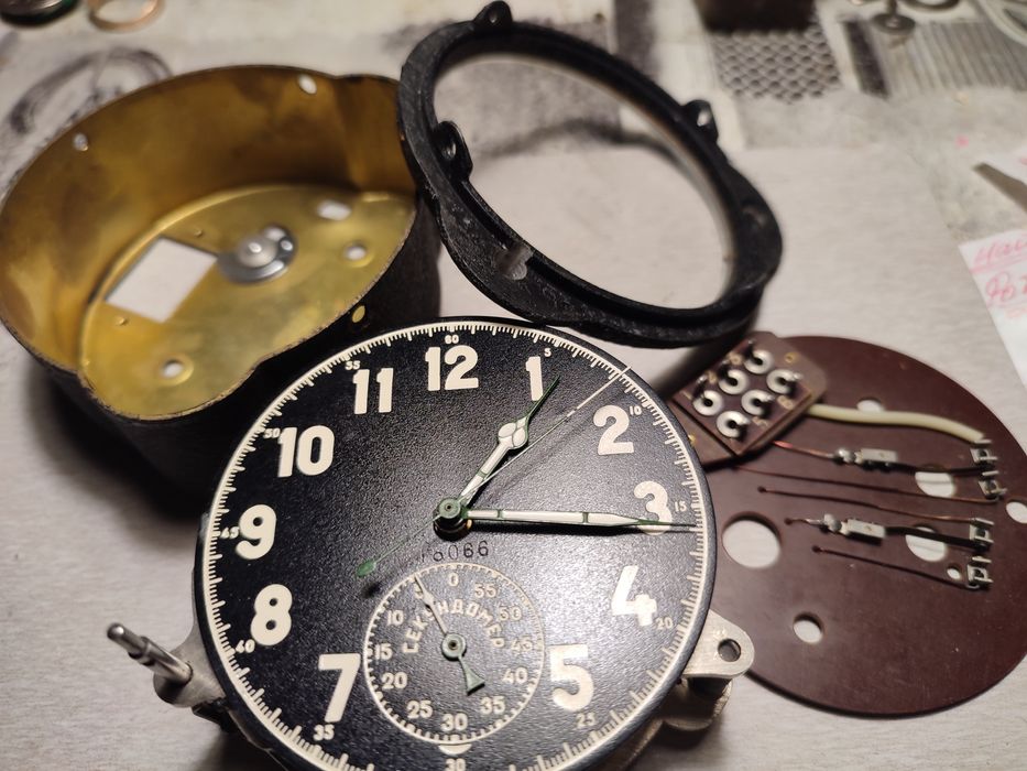 Часы военные,1000гр