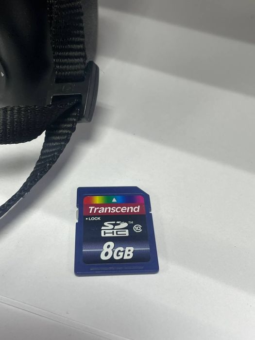 Фотоапарат Sony DSC-HX200