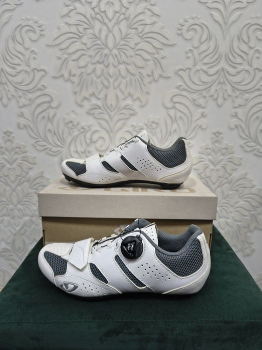 Buty rowerowe Giro savix 37 boa szosowe SPD sl 23 cm