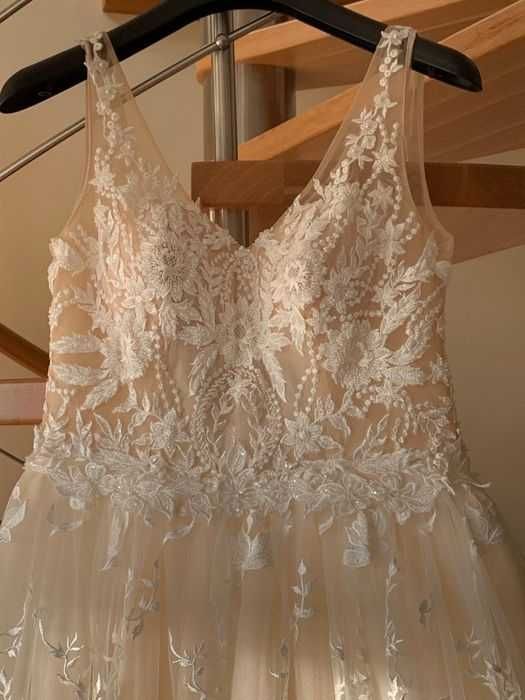 Sprzedam piękną suknię ślubną typu księżniczka