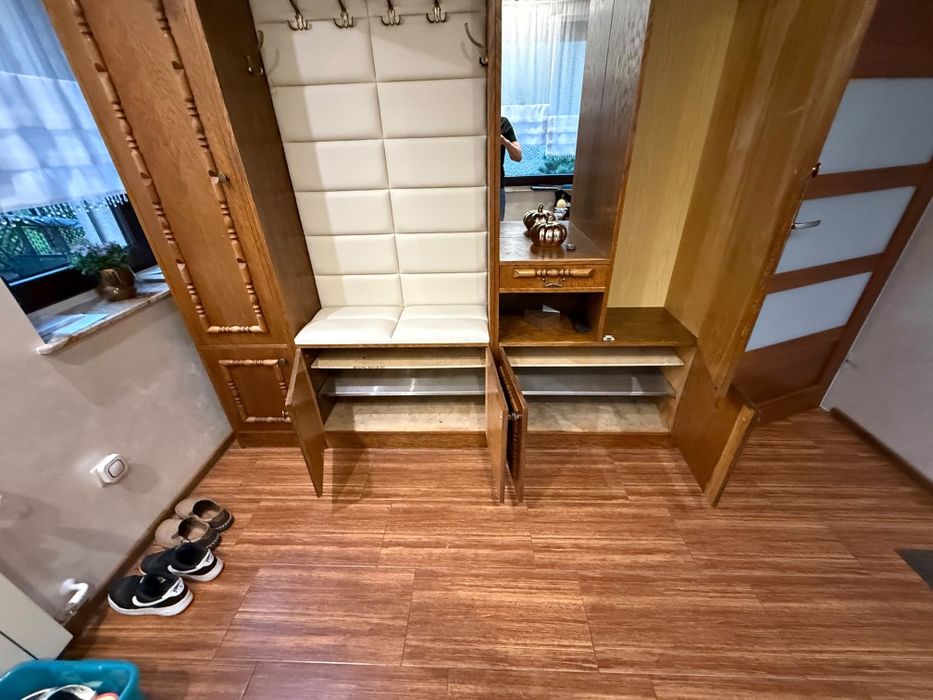 Szafa do przedpokoju