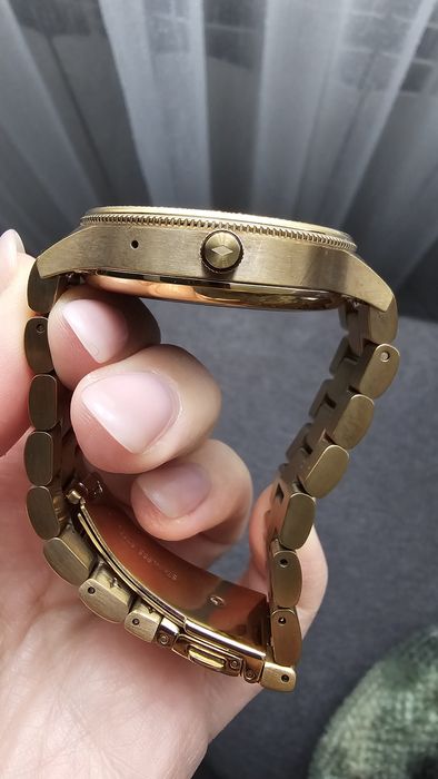 Смарт годинник Fossil