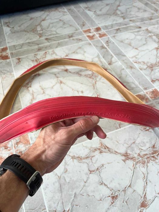 PNEU 700x25 para rolo de treino