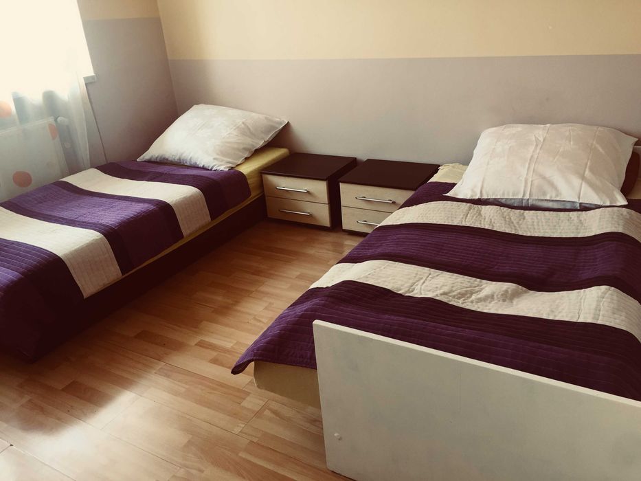 NOCLEGI   KRAKOW  pokoje dla pracownikow  2 3 4 5 osobowe