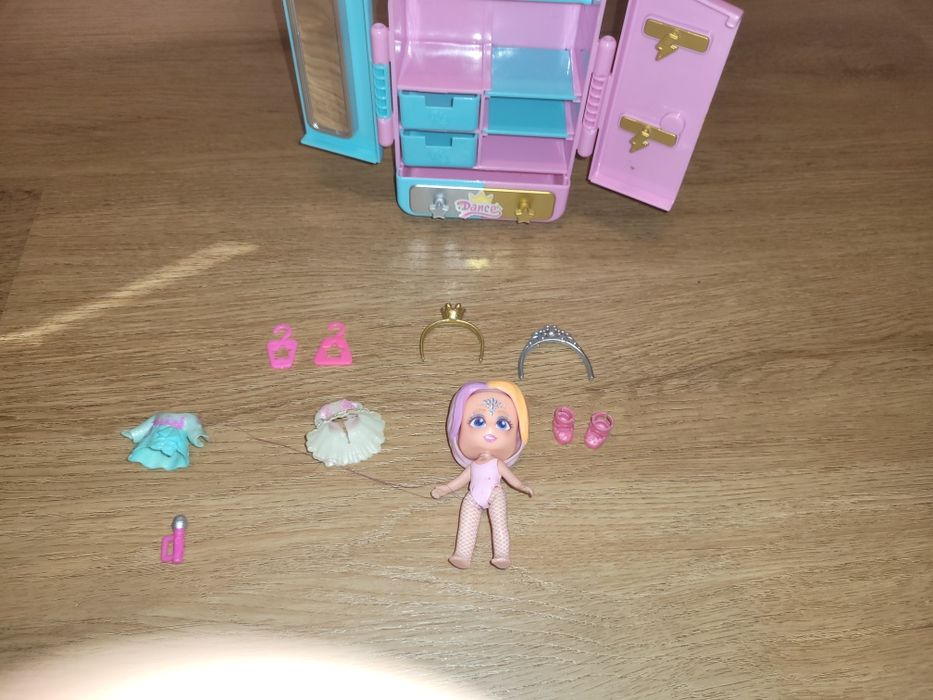 Lalka Kooky Loos z szafą