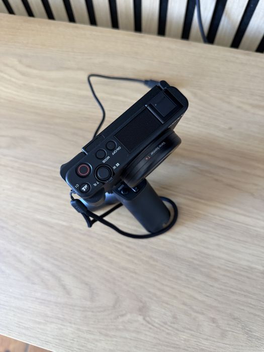 Camera Sony ZV-1 + Tripé