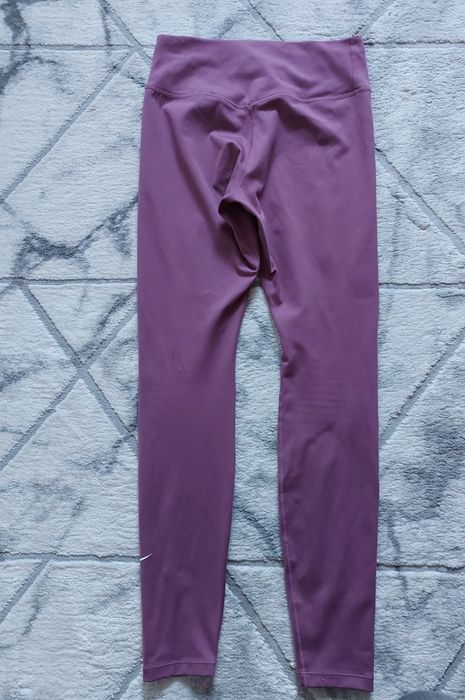 Długie leginsy/legginsy firmy NIKE roz S idealne na siłownię/fitness