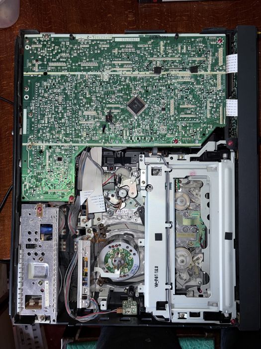 Відеомагнітофон  Panasonic nv f65 hi-fi