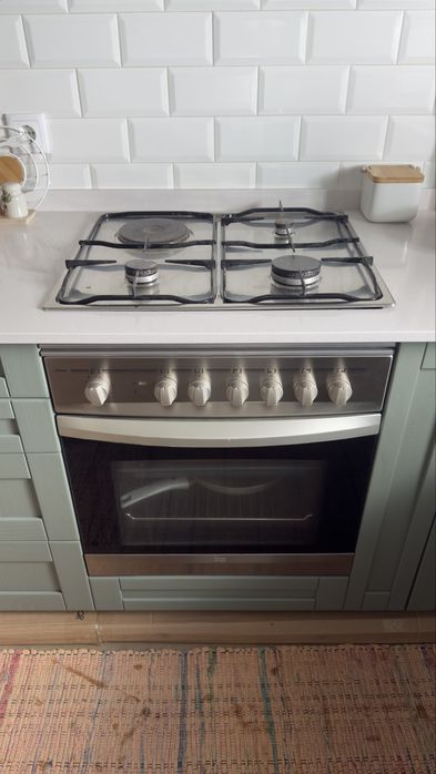 Forno , placa eletrica com gás natural de encastre TEKA