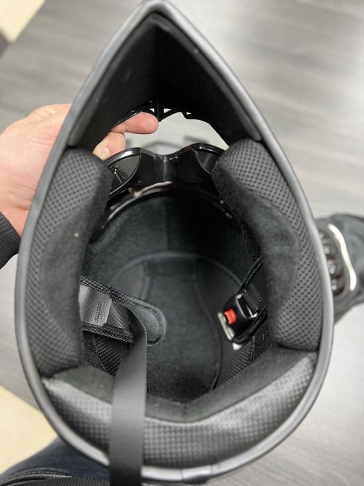 Мотошоломи на вибір, шлем, шолом, мотоцикл, екіпіровка, з окулярами