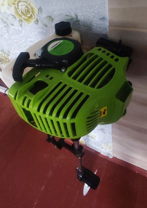 Лодочный мотор Vorskla ПМЗ 5252 (52 куб. см) — Рабочий