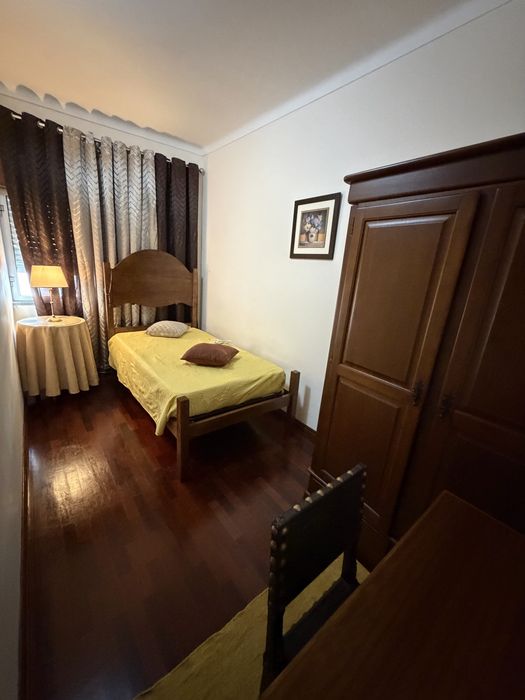 Quarto para arrendar