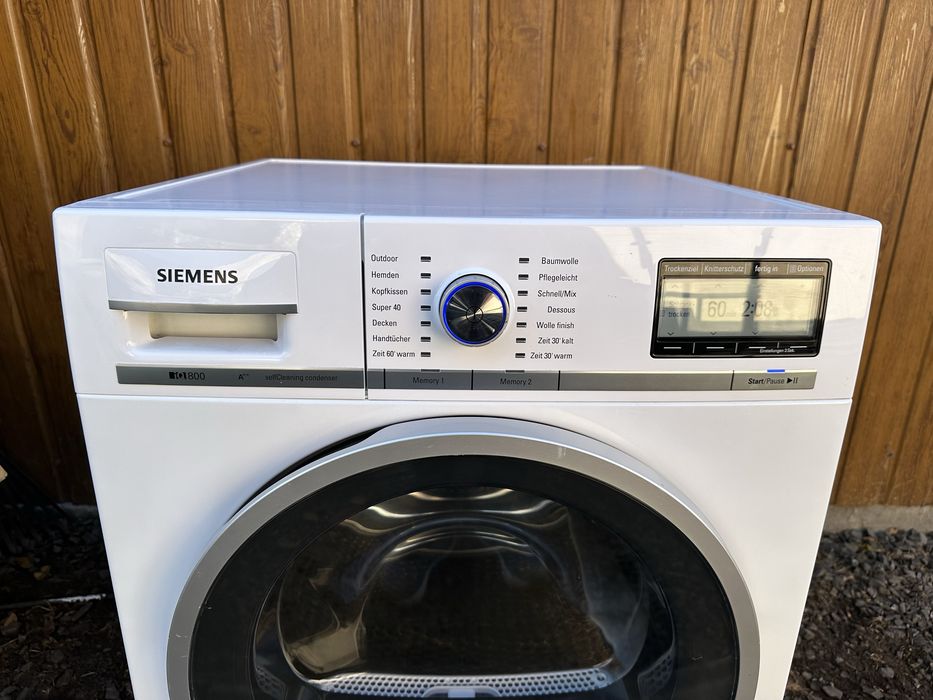 Сушильная машина Siemens iq800 WT47Y701/09