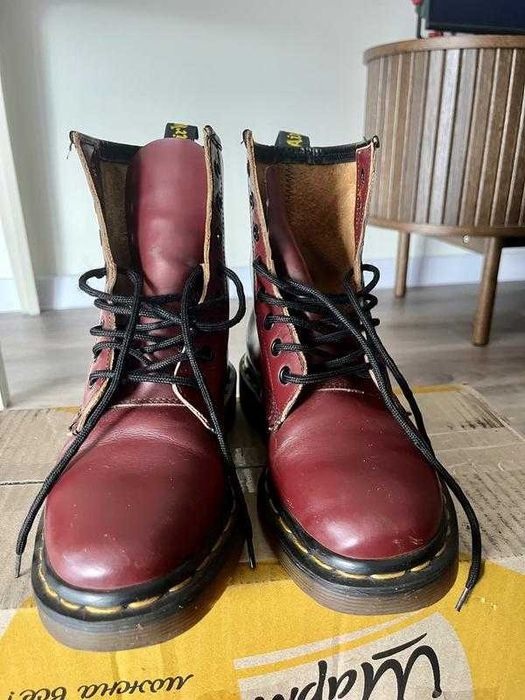 Черевики жіночі dr. martens cherry red
