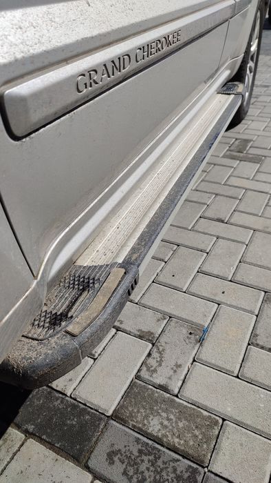 Пороги підножки Jeep Grand Cherokee 2005-2010р