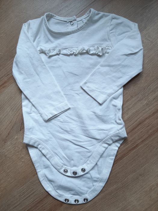 Biale body z falbanką 68 cool club