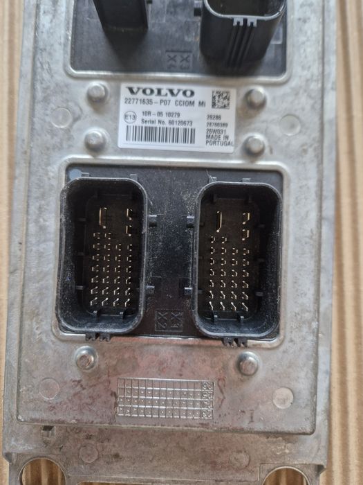 Módulo Volvo CCIOM (Central Chassis I/O)