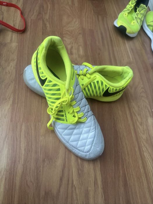 Sapatilhas de futsal