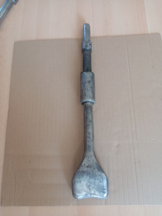 Podbijak grot do młota wacker