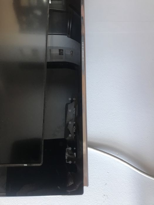 Telewizor Sharp 32 całe sprawny