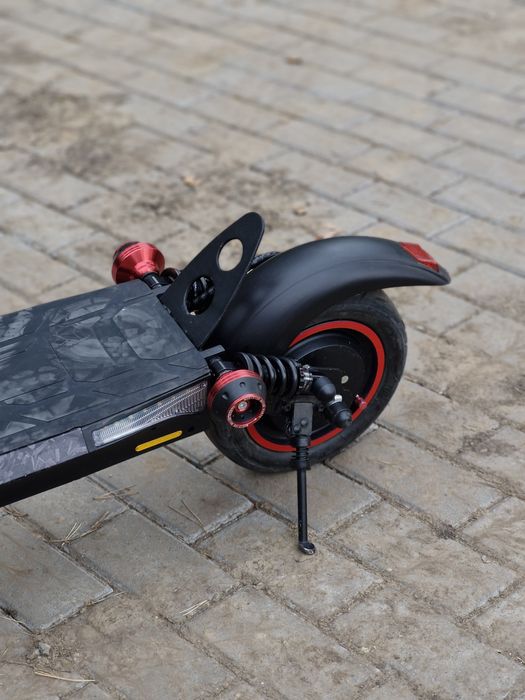 Електросамокат Tecros T4 PRO 2025