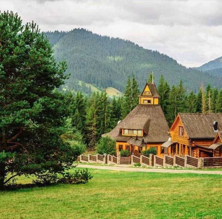 Продаж готелю - с.Верхній Ясенів!