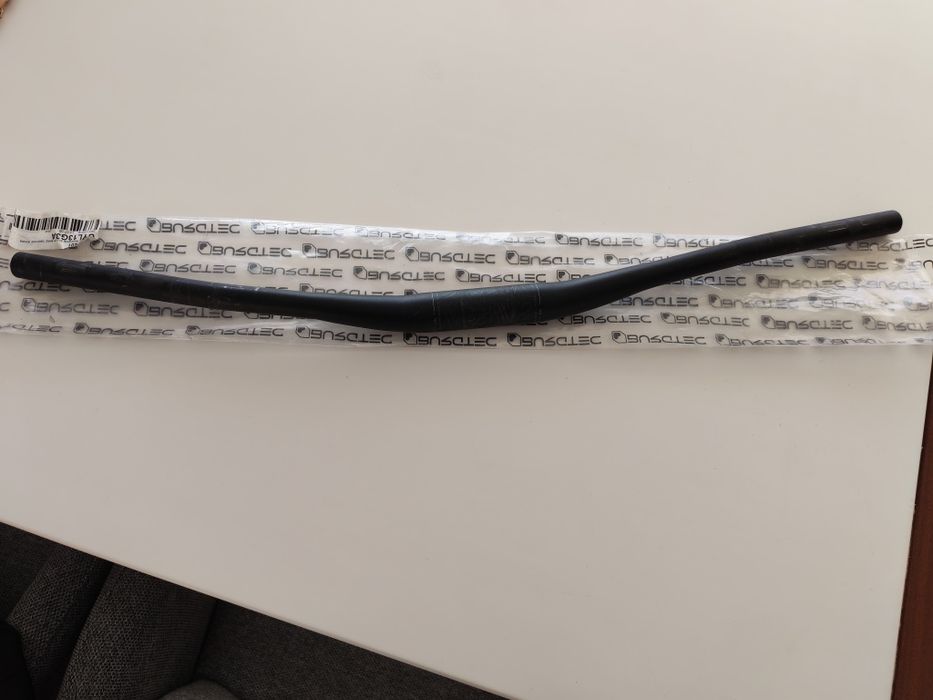 Guiador btt v2 alumínio 780mm 15mm rise 35mm diâmetro