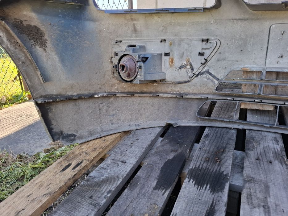 Ford Focus mk2 zderzak przód 36 DA3