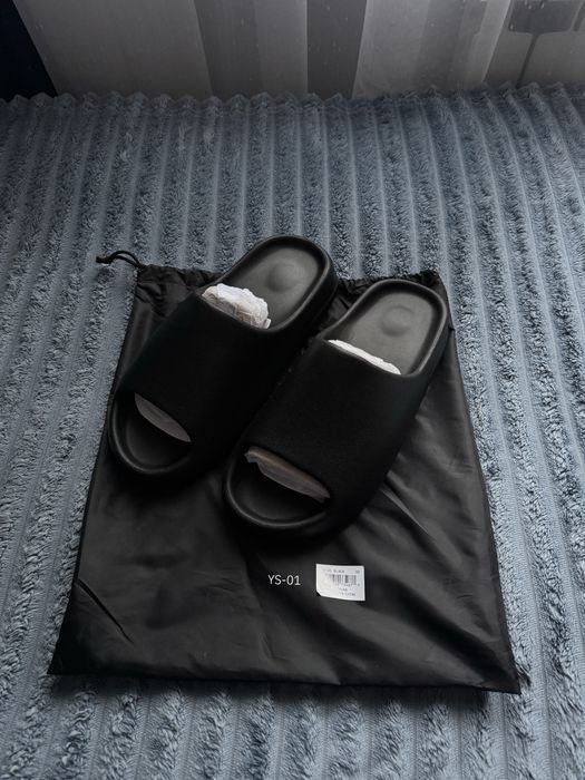 Шльопанці YZY YS-01