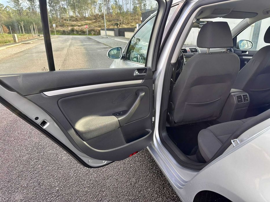 Volkswagen Golf V 1.9 TDI MUITO BOM ESTADO