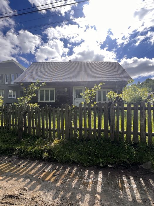 Продається ділянка  з виходом  до річки у с. Негровець