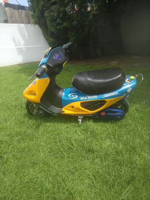 Mini mota para criança