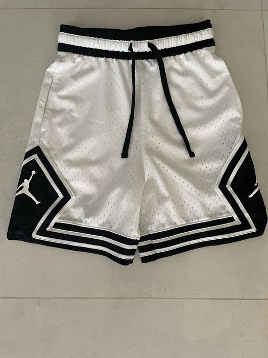Продаю шорти джордан.Оригінал