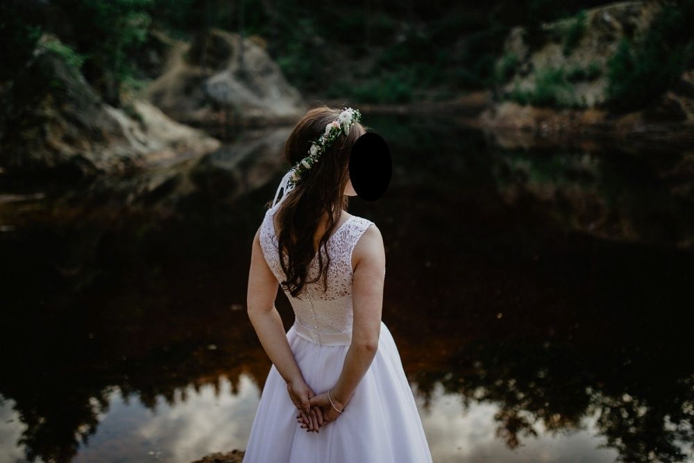 Suknia ślubna biała