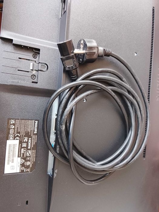 Monitor PHILIPS 273V7QDSB (27'' - Full HD - LED IPS)