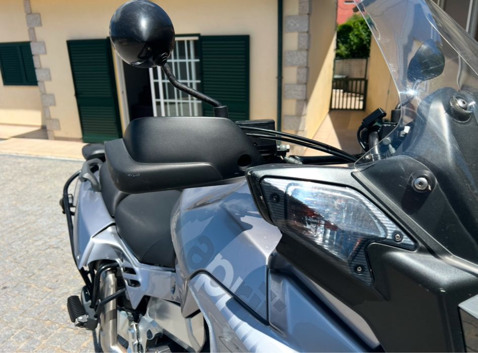Peças aprilia caponord 1000 etv