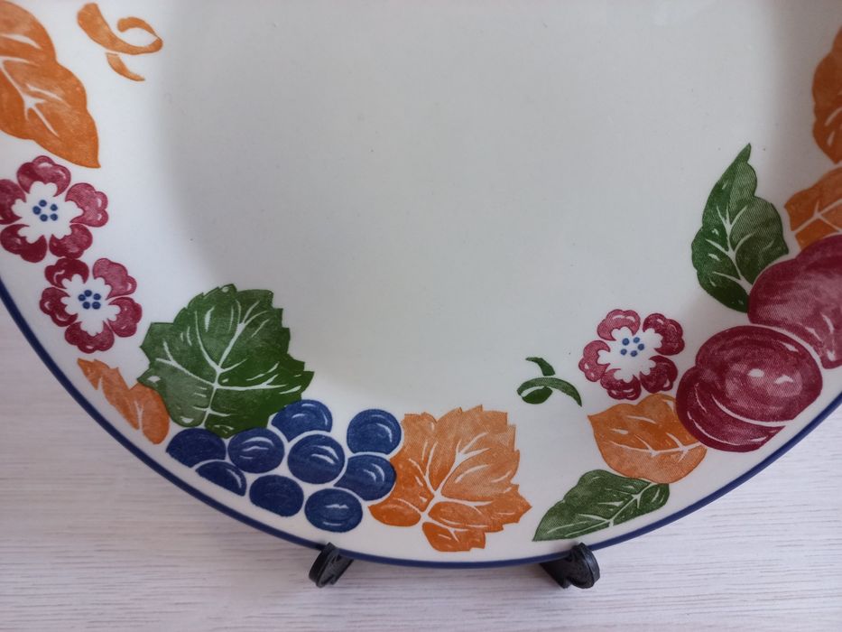 Kolekcjonerski talerz ręcznie malowany  - Staffordshire Tableware