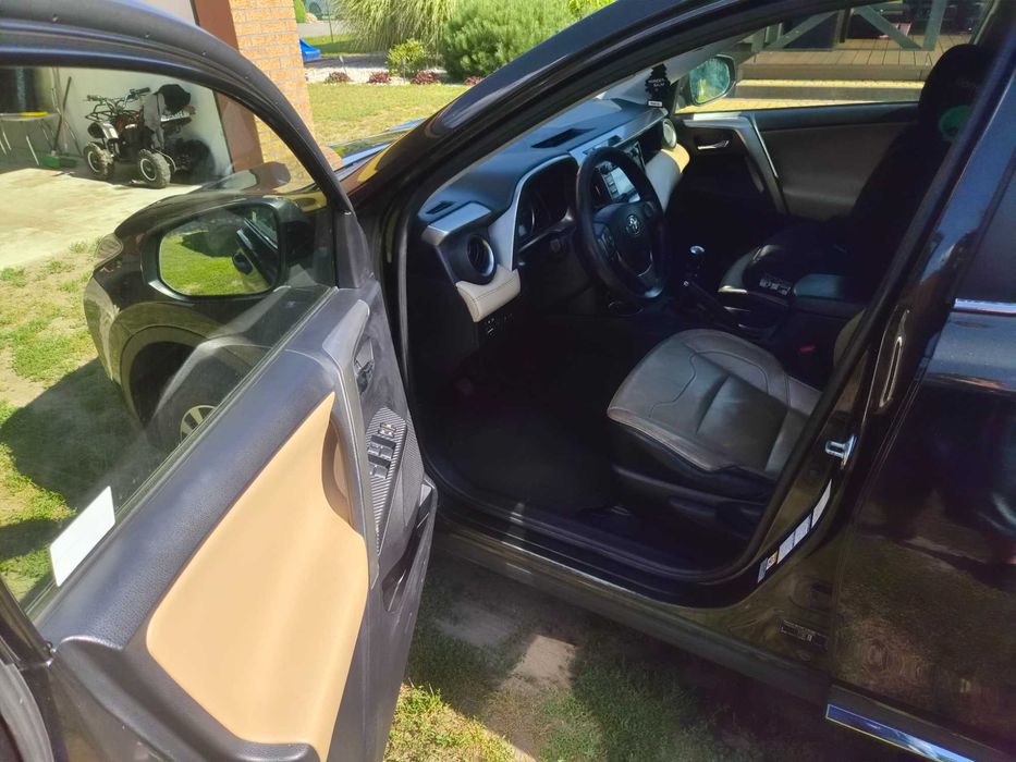 Toyota Rav4 2015r.